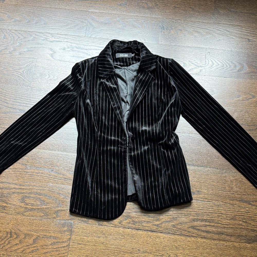 DO+BE Black Velvet Pinstripe Blazer